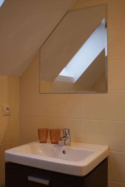 Old House Bed & Breakfast Hradec nad Moravici Phòng bức ảnh